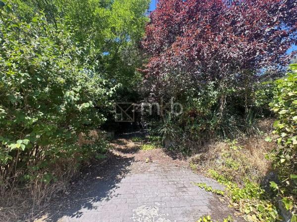 Terreno en calle del Rosal