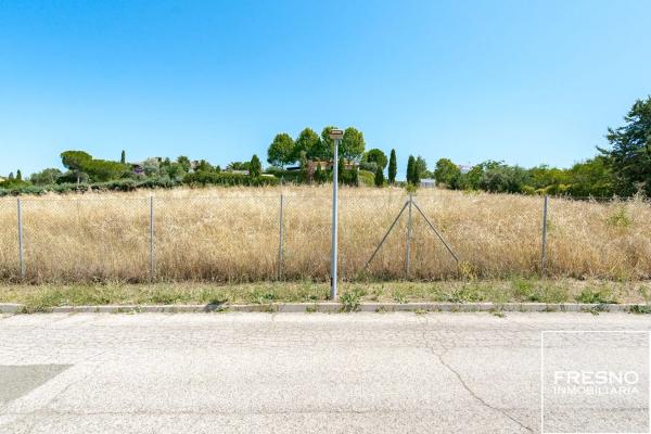Terreno en calle del Faisán, 12
