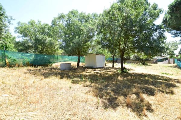 Terreno en calle Uva