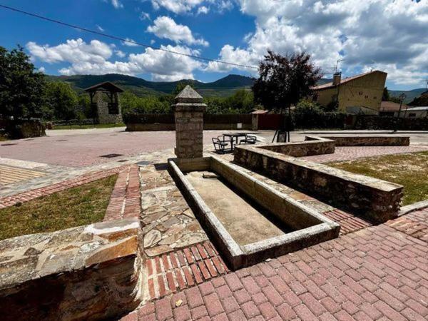 Terreno en calle del Canal de Isabel Ii, 14