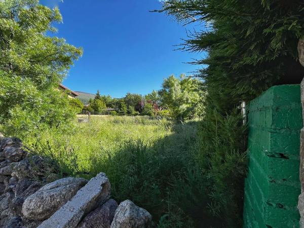 Terreno en calle del Canal de Isabel Ii, 14