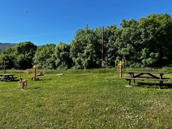 Terreno en calle del Canal de Isabel Ii, 14