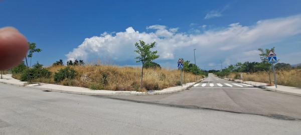 Terreno en avenida Siete Abanicos, 50