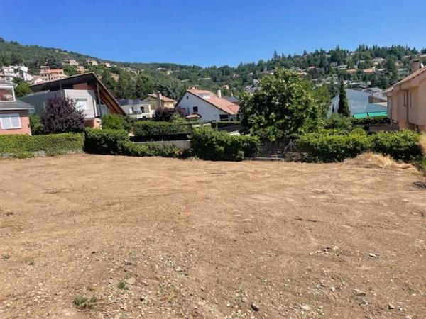 Terreno en calle Colimbo, 3