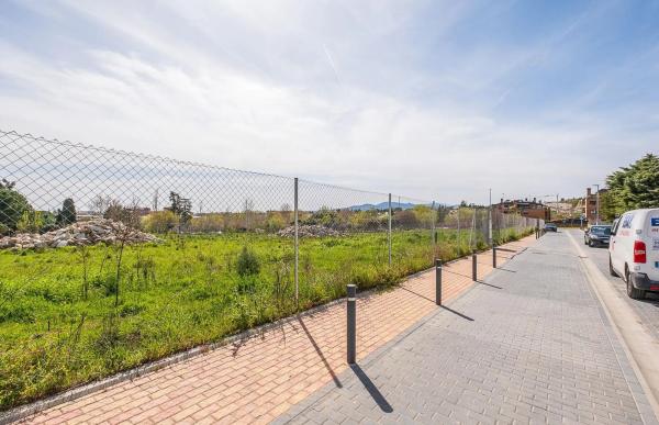 Terreno en calle Teofilo Arranz