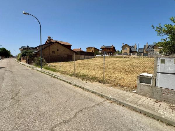 Terreno en calle Peña del Rey