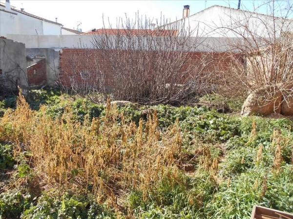 Terreno en calle Constitución, 86 -96