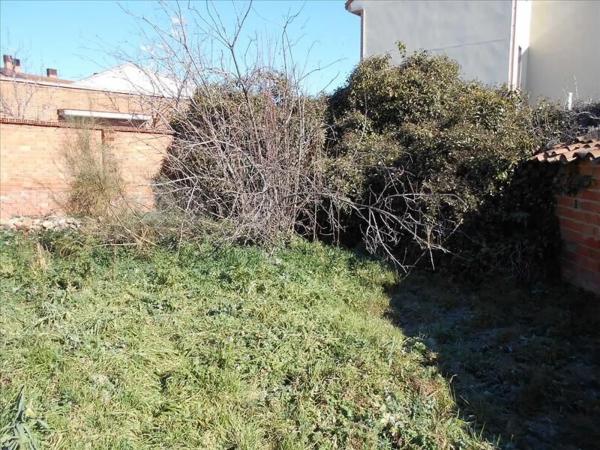 Terreno en calle Constitución, 86 -96