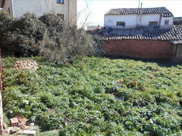 Terreno en calle Constitución, 86 -96