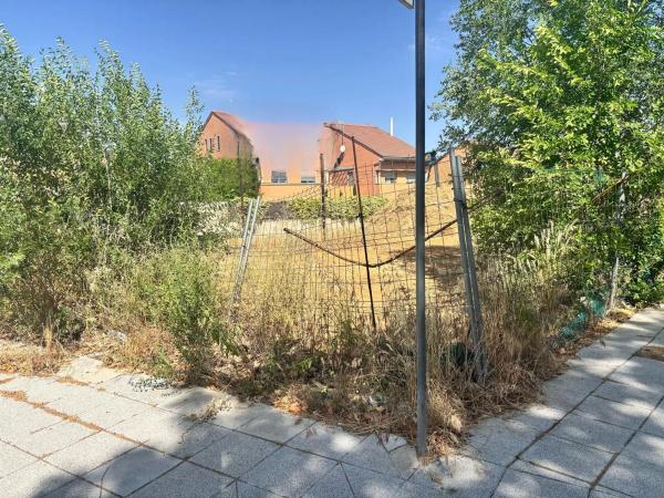 Terreno en calle Júpiter, 20