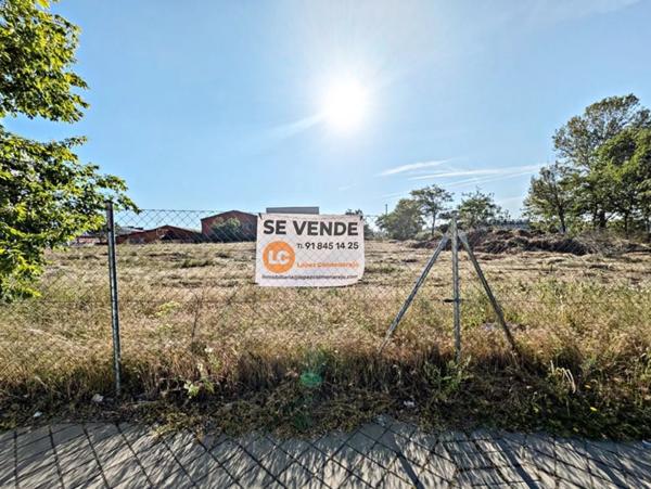 Terreno en calle Cerro de San Pedro