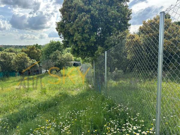 Terreno en calle Cabaña