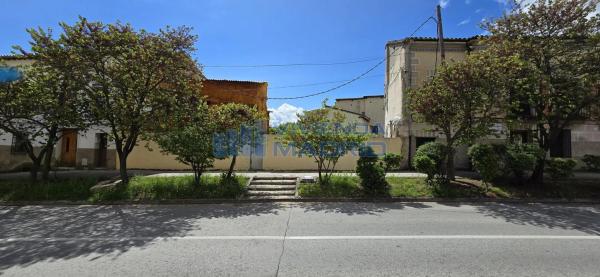 Terreno en calle de la Cava