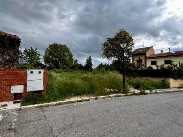 Terreno en calle Nevero, 16