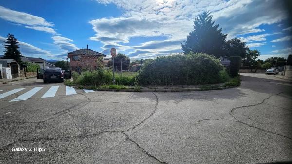 Terreno en calle Júcar