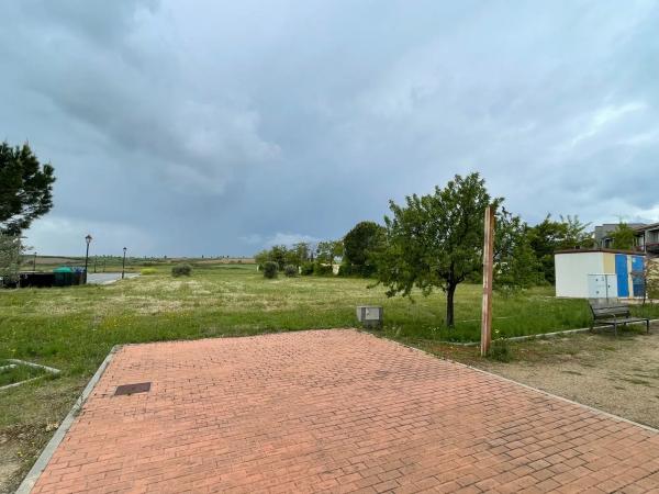 Terreno en calle Canal de Isabel Ii, 7  (b)