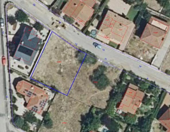 Terreno en calle Antonio Bienvenida, 13
