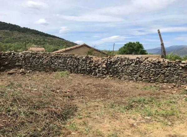 Terreno en calle de la Reina, 9