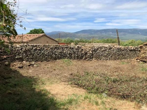 Terreno en calle de la Reina, 9