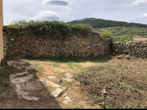 Terreno en calle de la Reina, 9