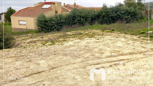 Terreno en calle Puentecesures, 11
