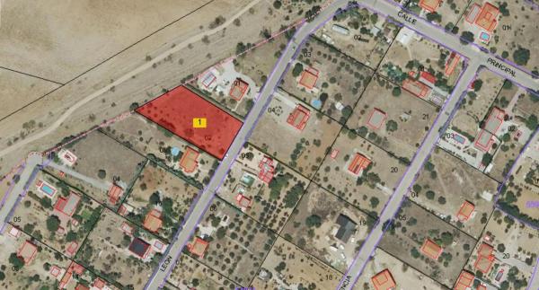 Terreno en calle León, 4