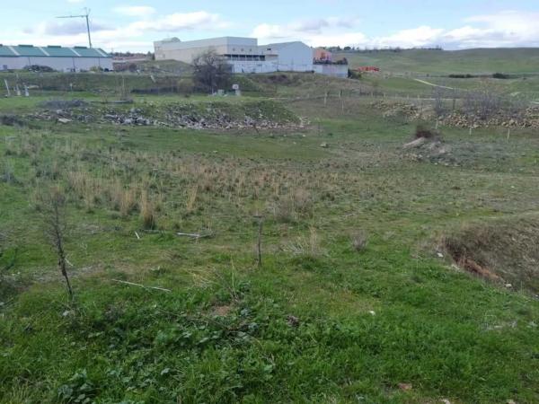 Terreno en calle Fuente del Toro