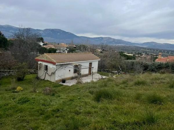 Terreno en calle Puentecesures s/n