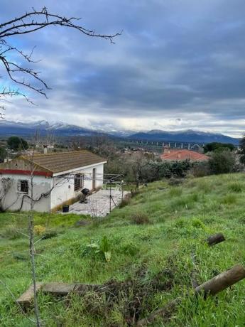 Terreno en calle Puentecesures s/n