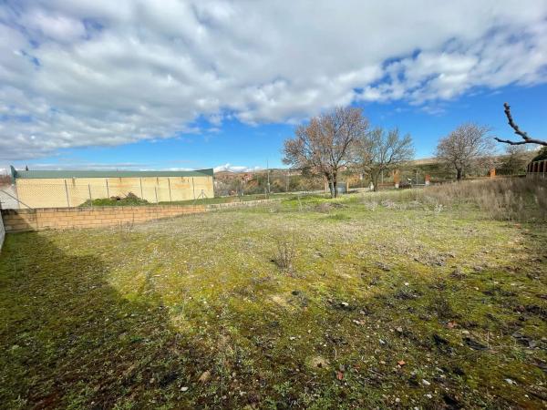 Terreno en calle de Colón