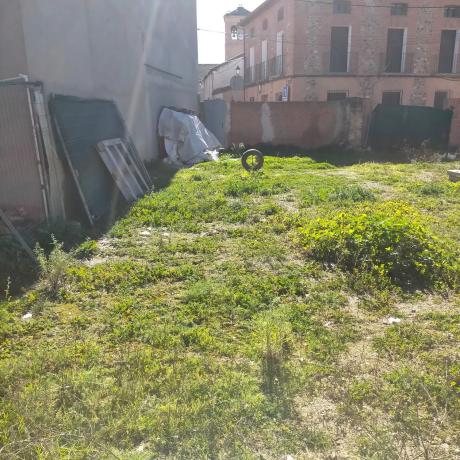 Terreno en calle Madrid, 40