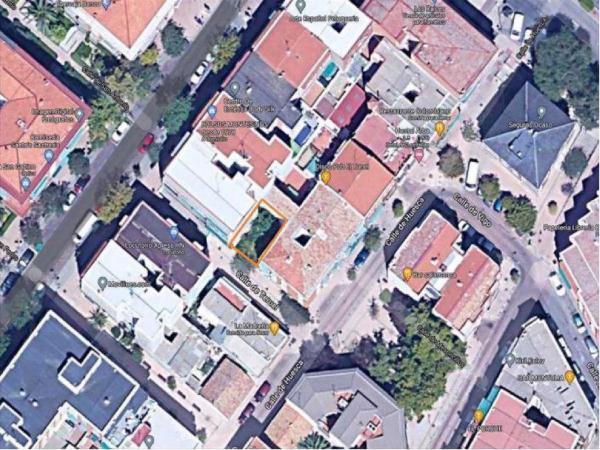 Terreno en calle de Teruel