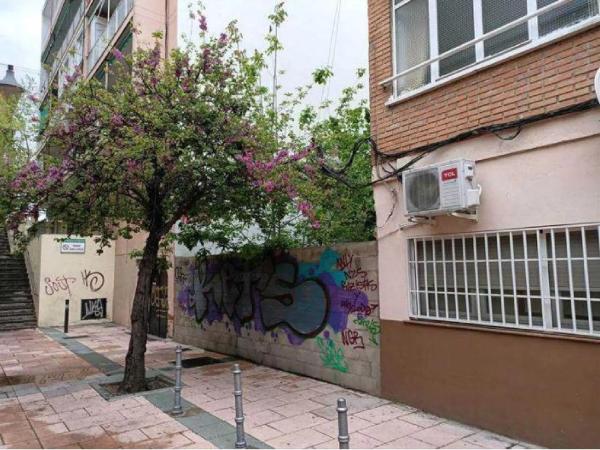 Terreno en calle de Teruel