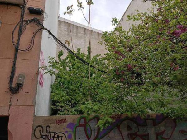 Terreno en calle de Teruel