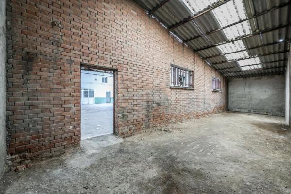 Terreno en calle Jacinto Benavente, 7