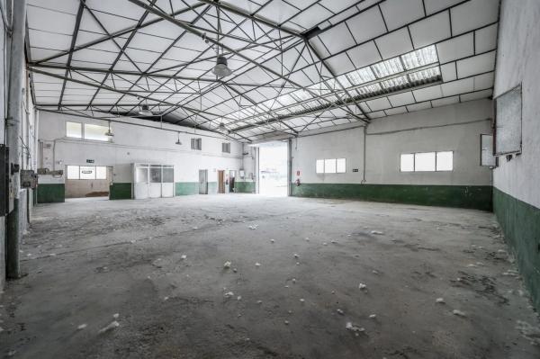 Terreno en calle Jacinto Benavente, 7