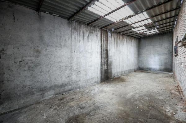 Terreno en calle Jacinto Benavente, 7