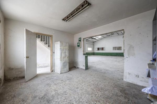 Terreno en calle Jacinto Benavente, 7