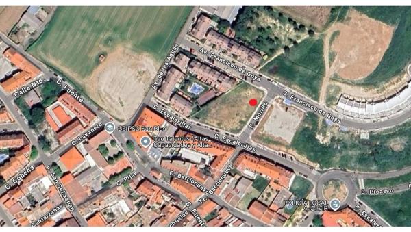 Terreno en calle Murillo, 9