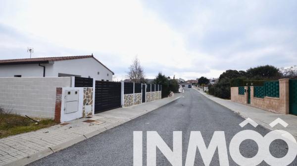 Terreno en calle Polaris