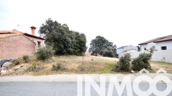 Terreno en calle Polaris