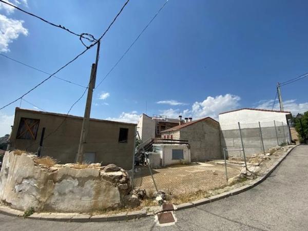 Terreno en calle del Cristo