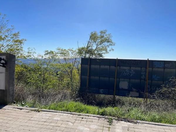 Terreno en carretera de Canencia