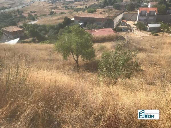 Terreno en carretera del Canal y de las Arrevueltas