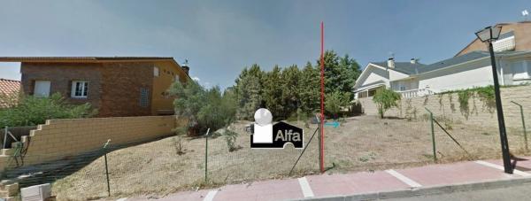 Terreno en calle Gladiolo