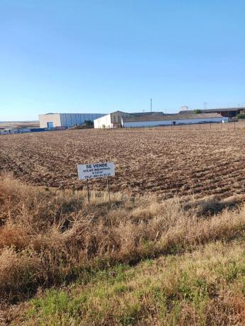 Terreno en calle de la Cava, 52