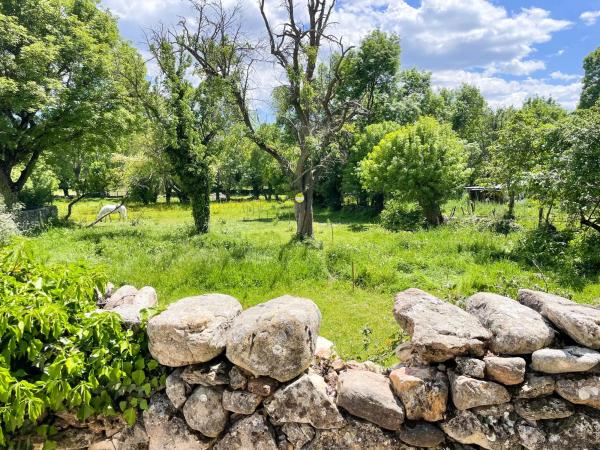 Terreno en calle de la Iglesia, 32