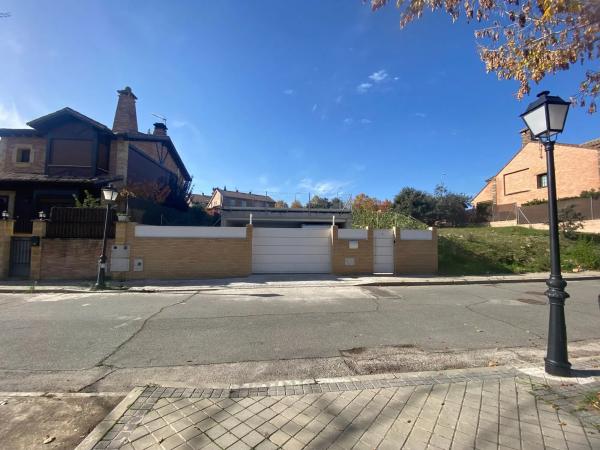 Terreno en calle Pintura