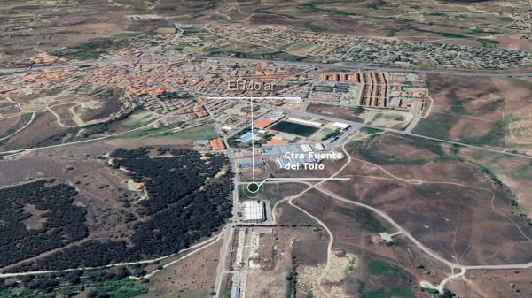 Terreno en calle Fuente del Toro, 19