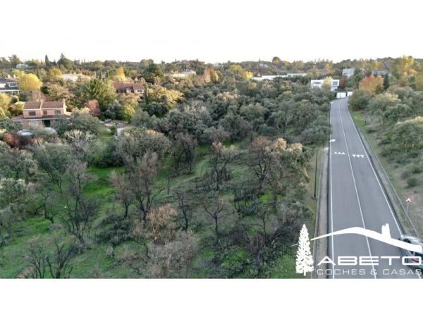 Terreno en calle del Naranjo de Bulnes